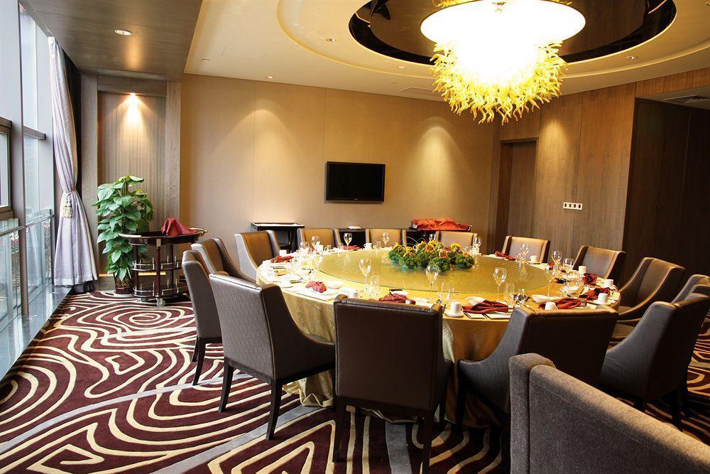 Gleetour Maya Hotel Wuhan Esterno foto