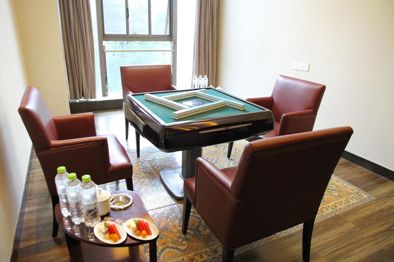 Gleetour Maya Hotel Wuhan Esterno foto