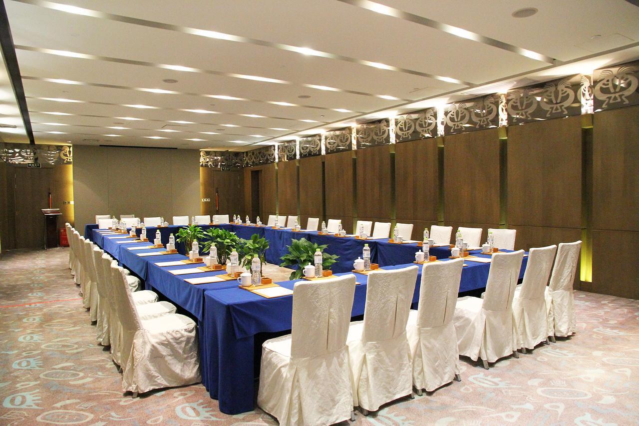 Gleetour Maya Hotel Wuhan Esterno foto